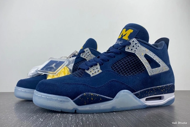 4 504 Jordan Retro AJ4-1036660 Soft 0810